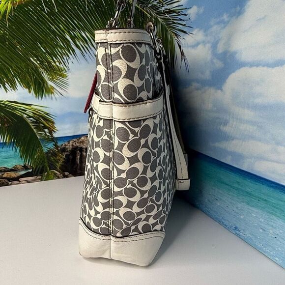 Coach Heritage Signature Stripe Pink White Tote Bag F15137 - Picture 2 of 14